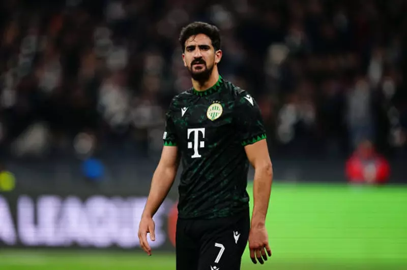استثمار متميز: كيفية استفادة الأهلي من بن رمضان المتعدد المراكز في كأس العالم للأندية