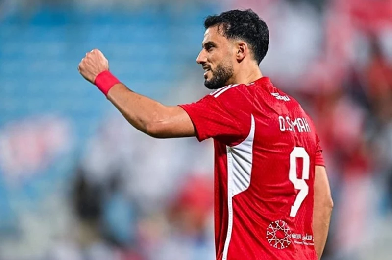 السومة يتحدى مرموش وربيعة في منافسة مثيرة: دعم مهاجم سوريا لقائمة الوداد في كأس العالم للأندية