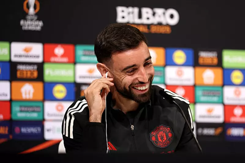 برونو فيرنانديز يحدد شروطه للانضمام إلى الهلال قبل انطلاق مونديال الأندية